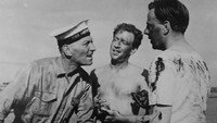 «Инцидент на Янцзы (1957)» — обои к фильму #1