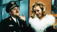 «Пан, вы вдова (1971)» — обои к фильму #1