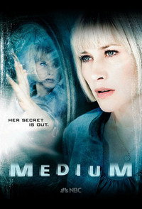 Постер сериала «Медиум (2005-2011)» — (16 из 65)