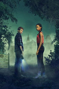 Постер сериала «Тайны Салфер-Спрингс (2021-2023)» — (6 из 36)
