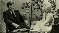 «Дина! (1974-1980)» — обои к сериалу #1