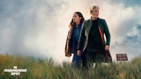 Обои к сериалу «По кладбищенской дороге (2025)» — (18 из 45)