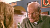 «Home By Christmas (2006)» — обои к фильму #9