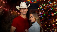 «A Cowboy Christmas Romance (2023)» — обои к фильму #1