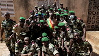 «Guerre au Mali, coulisses d'un engrenage (2022)» — обои к фильму #2