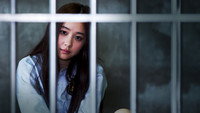 «Тюрьма 13 (2019)» — обои к фильму #3