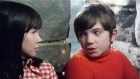 «Не кусайся, тебя любят (1976)» — обои к фильму #1