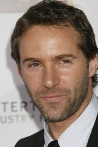 Alessandro Nivola