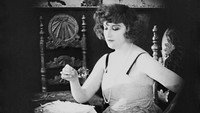 «Неблагодарная красавица (1921)» — обои к фильму #1
