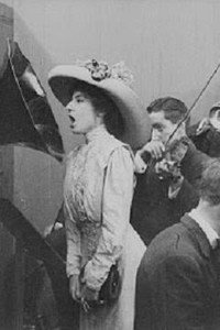 Постер к фильму The Song That Reached His Heart (1910)