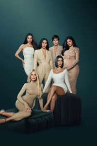 Постер сериала «Семья Кардашьян (2022)» — (8 из 48)
