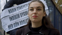 «Dying to Divorce (2021)» — обои к фильму #3