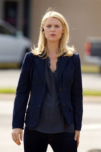 Постер сериала «Родина (2011-2020)» — (59 из 169)