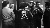 «Кукла-подросток (1957)» — обои к фильму #1