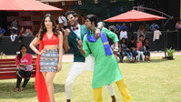 «Kaththi Sandai (2016)» — обои к фильму #2
