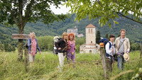 «Die Dienstagsfrauen (2011)» — обои к фильму #8