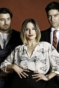 Постер сериала «Здесь командую я (2011-2012)» — (3 из 4)