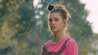 «Микки и медведь (2019)» — обои к фильму #7