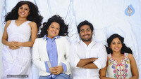 «Sattam Oru Iruttarai (2012)» — обои к фильму #1