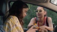 «BearGirl (2017)» — обои к фильму #1