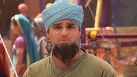 Jodha addresses women of the harem