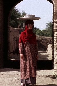 Постер фильма «Запечатанная земля (1977)» — (3 из 5)