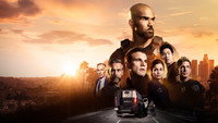Обои к сериалу «S. W. A. T.: Спецназ города ангелов (2017-2025)» — (29 из 44)