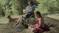 «Los pequeños amores (2024)» — обои к фильму #1