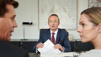 «Ein schrecklich reiches Paar (2017)» — обои к фильму #7