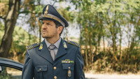 «Спрячь бабушку в холодильнике (2018)» — обои к фильму #7