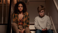 Обои к сериалу «Джинни и Джорджия (2021-2023)» — (21 из 48)