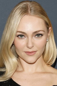AnnaSophia Robb profile