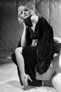 Постер фильма «Приглашение к счастью (1939)» — (1 из 2)