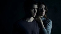 Обои к сериалу «Впусти меня (2022)» — (13 из 36)