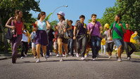 «Классный мюзикл: Схватка (2010)» — обои к фильму #1
