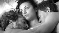 «Покажи мне, что у тебя есть (2019)» — обои к фильму #2