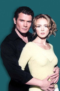 Постер сериала «Женщина с ароматом кофе (2001-2002)» — (1 из 3)
