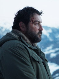 Постер фильма «Выжившие (2022)» — (1 из 8)