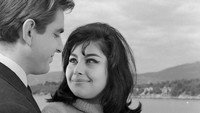 «Allos... gia to ekatommyrio! (1964)» — обои к фильму #5
