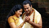 «നിലാവറിയാതെ (2017)» — обои к фильму #1