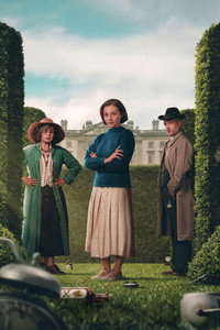 Постер сериала «Тайна семи циферблатов (2026)» — (8 из 38)