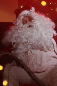 Imagem do Filme Saatanan raskas joulumieli