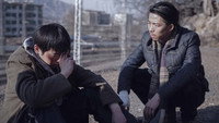Обои к фильму «Слон сидит спокойно (2018)» — (18 из 115)
