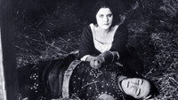 «Жанна-женщина (1916)» — обои к фильму #3