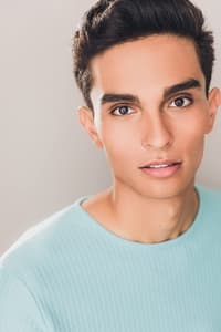 Timiki Salinas profile