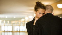 «К чему-то прекрасному (2010)» — обои к фильму #2