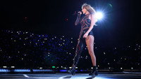 «Тейлор Свифт: The Eras Tour (2023)» — обои к фильму #1