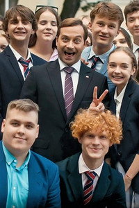 Постер сериала «Слуга народа (2023)» — (1 из 3)