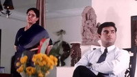 «Paarthale Paravasam (2001)» — обои к фильму #1