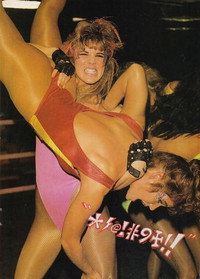 GLOW: Gorgeous Ladies of Wrestling - 1986